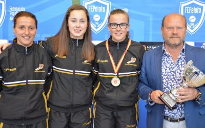 El Club Frontenis Palencia, campeón de España de Pelota femenino