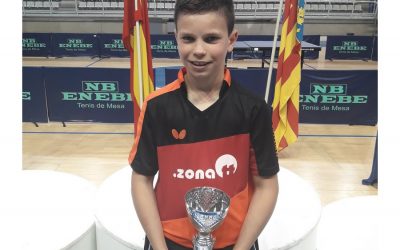Daniel Berzosa se proclama Maestro Nacional de Tenis de mesa en Alicante