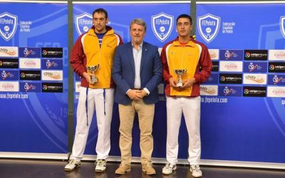 Carlos Baeza e Imanol Ibáñez, del Club Puertas Bamar de Valladolid, en el Mundial de Pelota