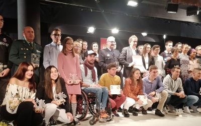 El triatlón de Castilla y León celebra en Cuéllar la Gala 2019 que reconoce a Kevin Viñuela con la medalla de oro