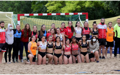 Cantabria domina en la arena del Pisuerga y se proclama campeona del III Torneo de Balonmano Playa