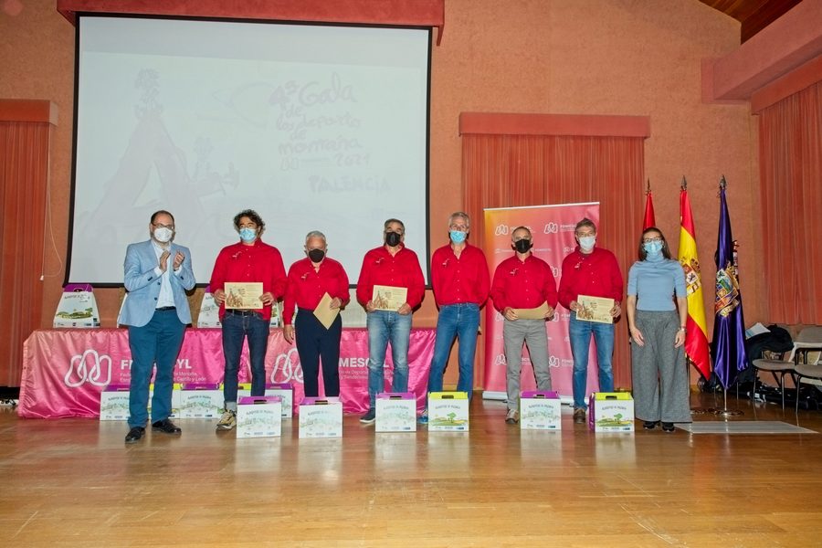 La FDMESCYL premia a los montañeros de la región en su IV Gala de Montaña