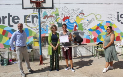 El mural dedicado a la igualdad ya luce en el patio del CRA Florida de Duero