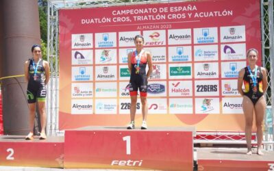 Marina Muñoz y Kevin Tarek Viñuela ganan los Campeonatos de España de Triatlón Cross 2023