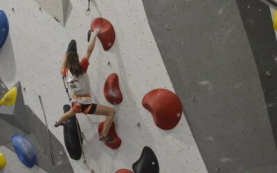 Iziar Martínez revalida su título de campeona de España de Escalada de Dificultad