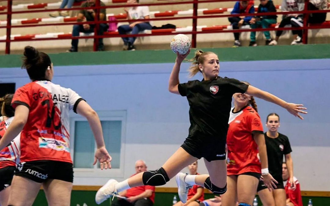 La final de la VI Copa Castilla y León femenina de balonmano se celebra en Villacelama