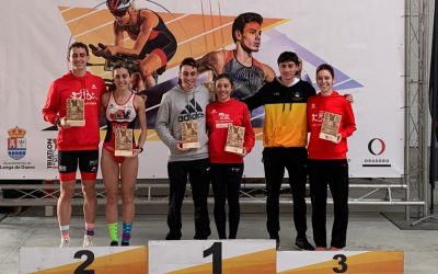 Marina Muñoz y Fernando Carmona se hacen con el campeonato regional de duatlón sprint
