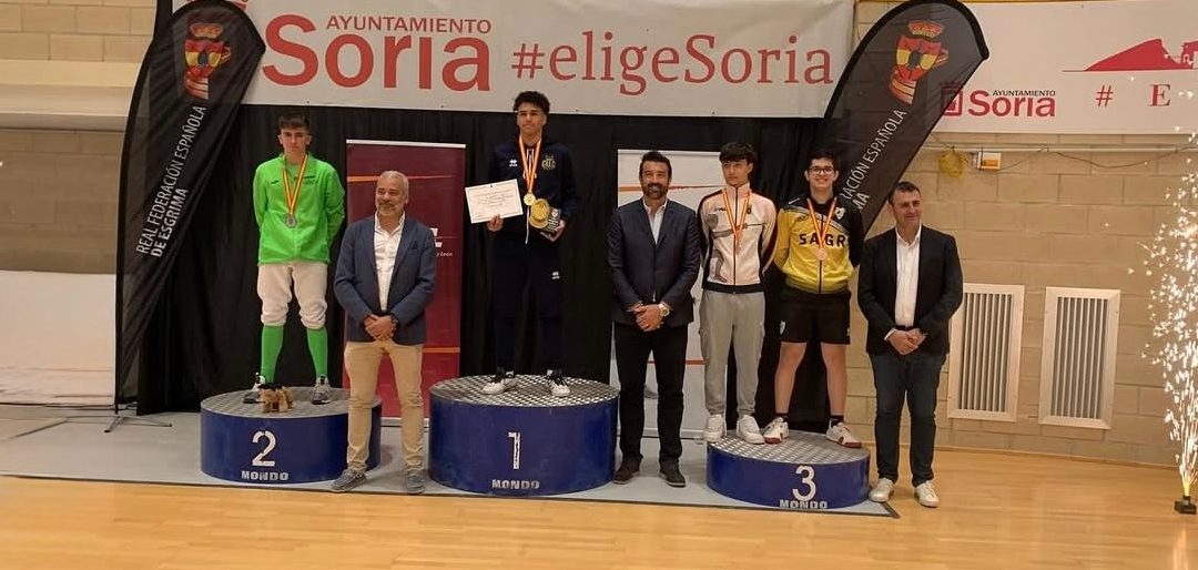Una plata y un bronce nacional para la esgrima cadete de Castilla y León