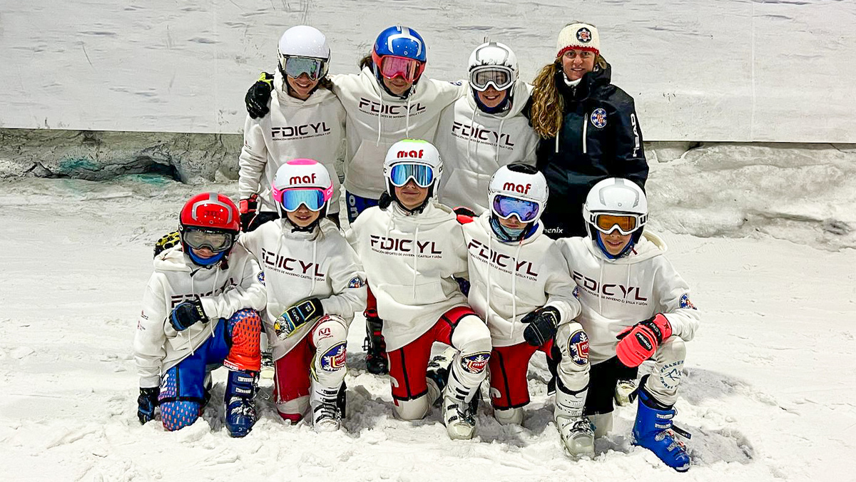 El Grupo de Seguimiento en Esquí Alpino de la FDICYL inicia su actividad en Madrid Snozone El Grupo de Seguimiento en Esquí Alpino de la FDICYL inicia su actividad en Madrid Snozone