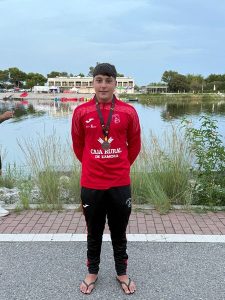 edro Ferreyra bronce en Hombre Infantil K1 3000 metros en el Campeonato de España en Edad Escolar 
