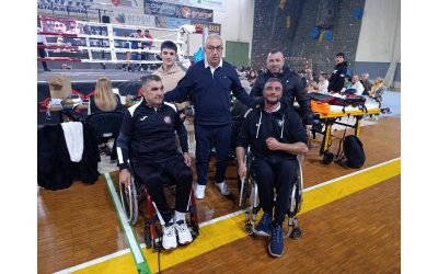 El vallisoletano Alberto Carrión se lleva el cinturón de campeón de boxeo en Galicia