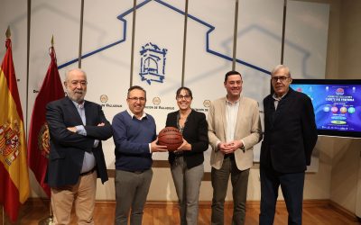Las selecciones de baloncesto femeninas de Castilla y León U-14 y  U-16 preparan el CESA en Pedrajas y Olmedo