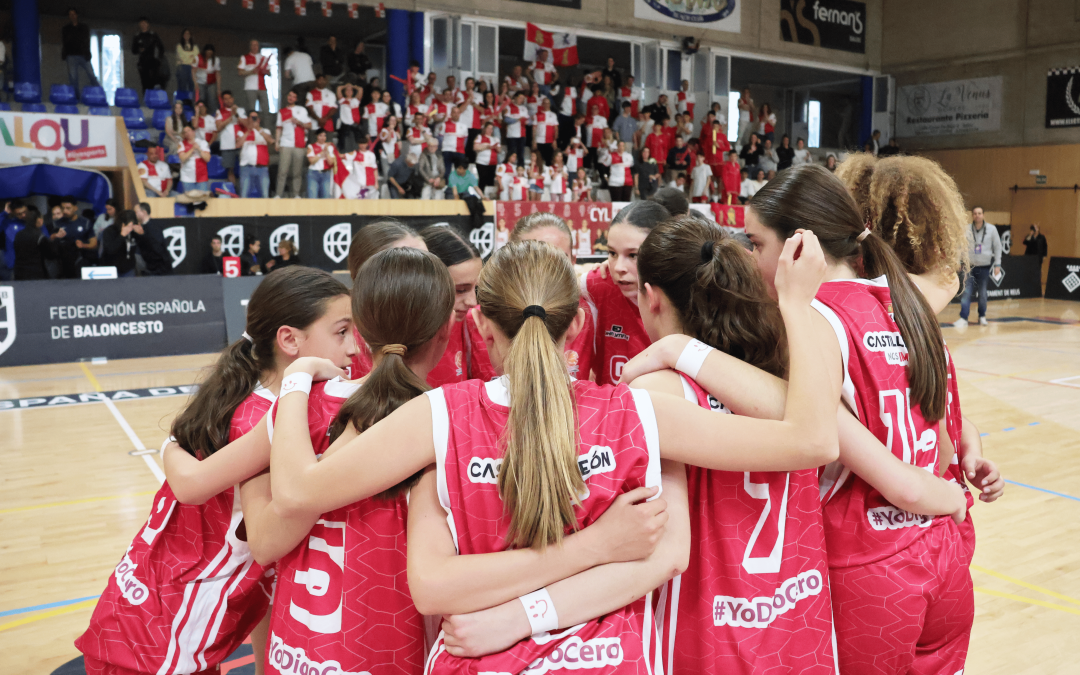 Castilla y León brilla en el PlanetaMini: las chicas a semifinales y reconocimiento al arbitraje regional