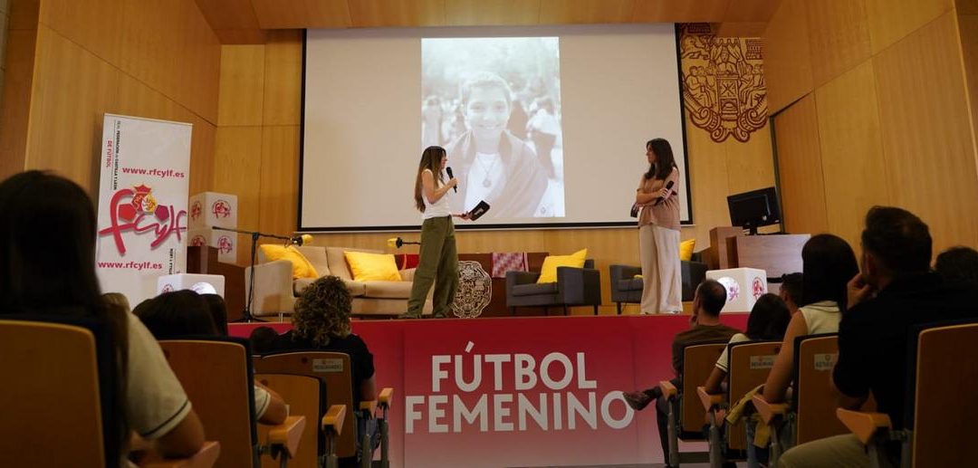 El Día del Fútbol Femenino reúne a cerca de 400 participantes en Salamanca
