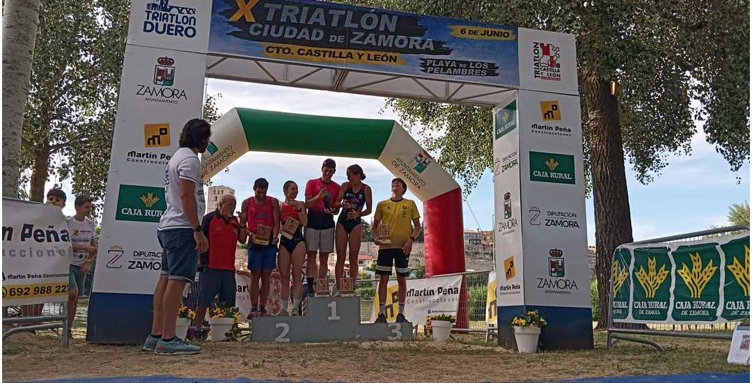 Alba Núñez y Raúl Gómez, campeones de Castilla y León de Triatlón Sprint en Zamora