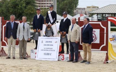 La amazona vallisoletana Inés Hernández Yanguas, ganadora de la Liga Nacional de Saltos Categoría Oro